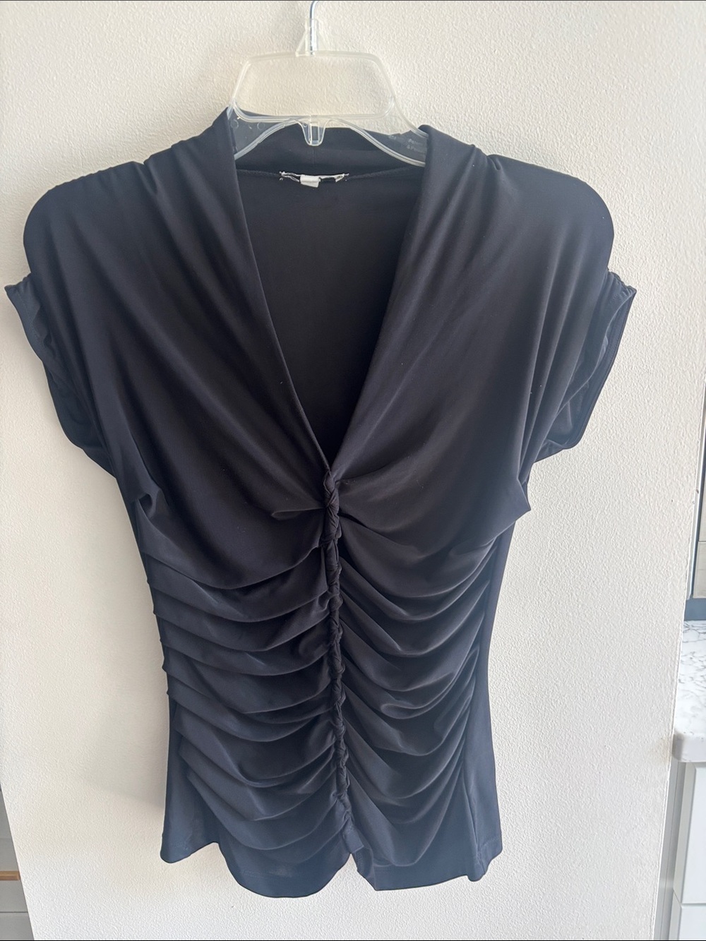 Cache black Ruched V-Neck Top